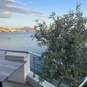 Royal Hotel Sarandë